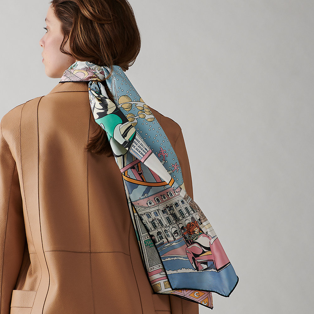 Le Premier Chant, Wow ! silk scarf | Hermès Saudi Arabia